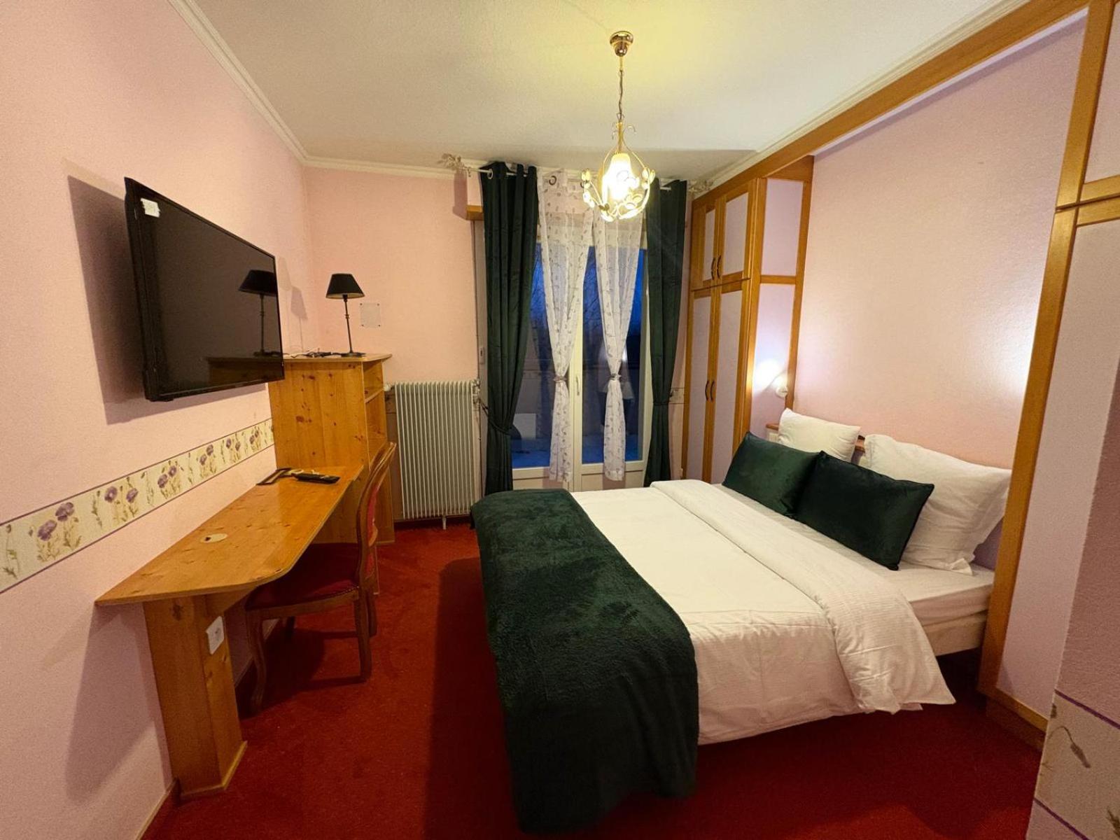 Hotel L'Oree Des Roches Saales Экстерьер фото