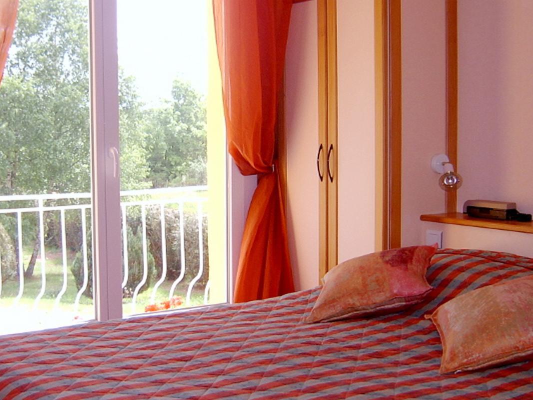 Hotel L'Oree Des Roches Saales Экстерьер фото