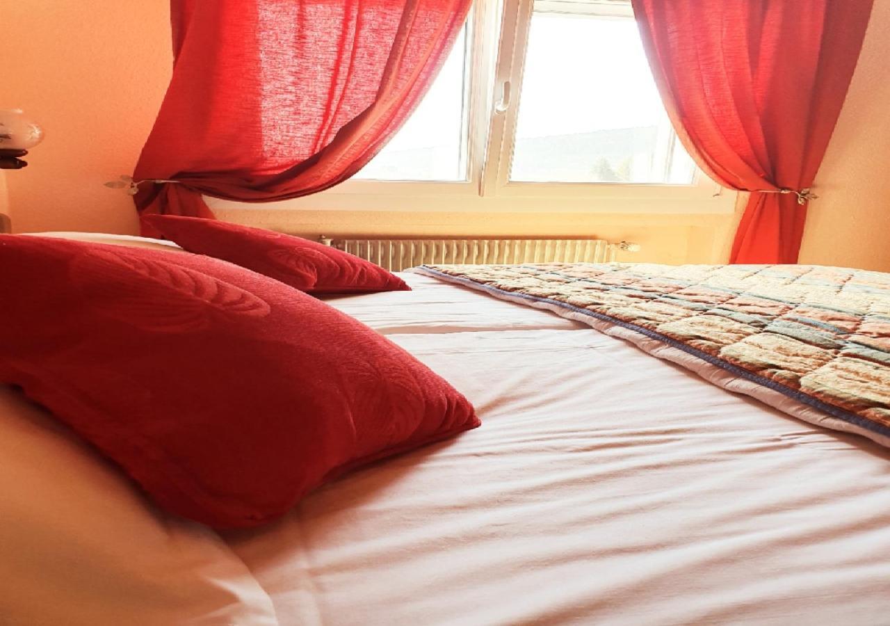 Hotel L'Oree Des Roches Saales Экстерьер фото